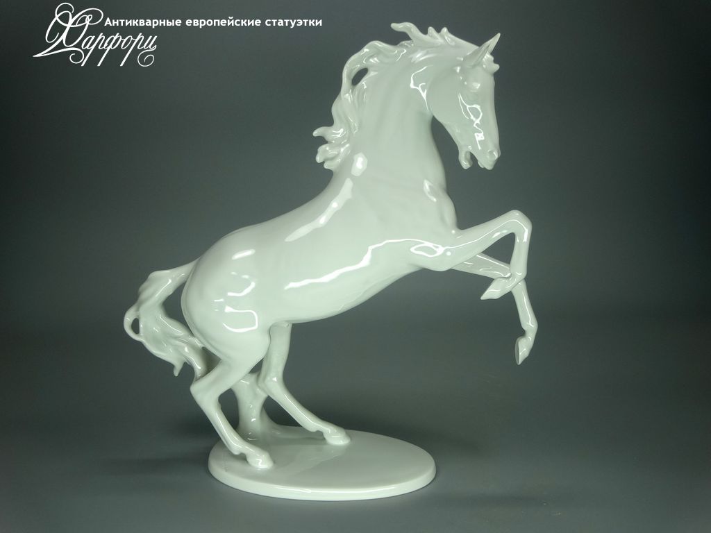Купить фарфоровые статуэтки Alka Kunst, Конь на дыбах, Германия
